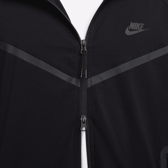 Nike Tech Woven Windrunner Full-Zip Jacket negro 40311 4