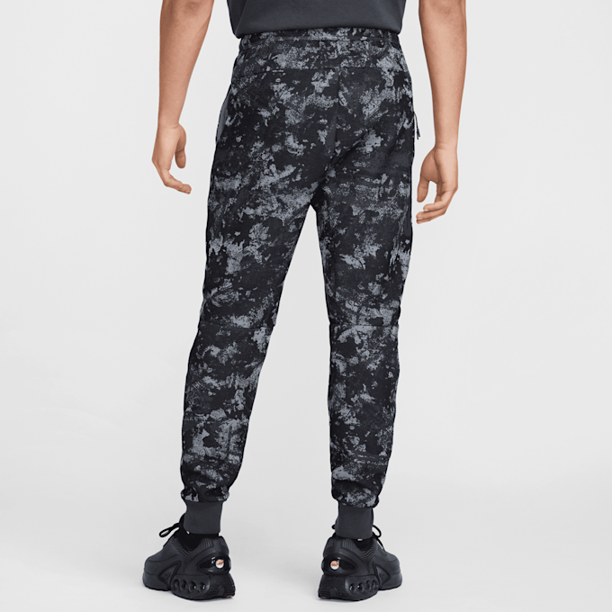 Nike Tech Fleece Jogger grau 40326 2