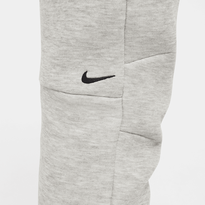 Nike Sportswear Tech Fleece Jogger grau 41647 3