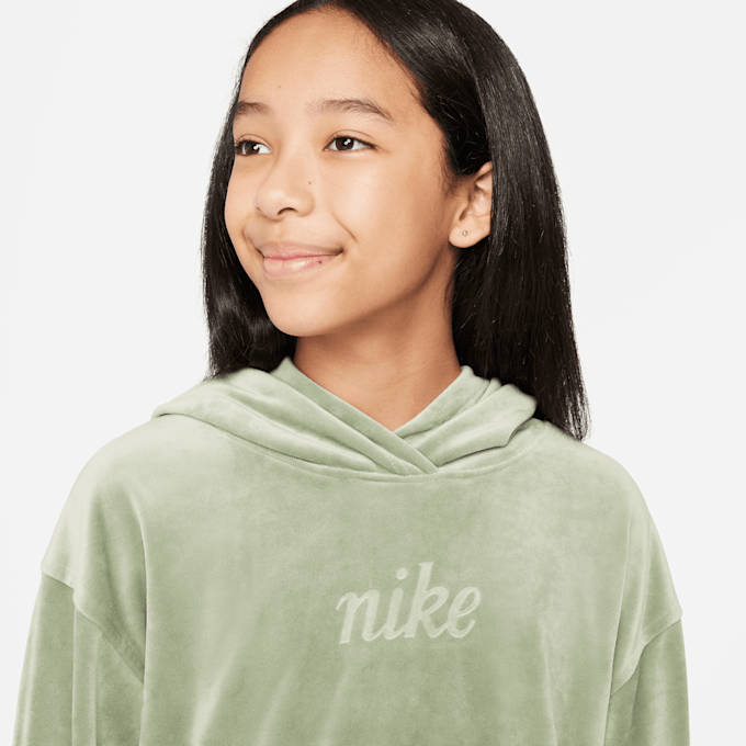 Nike JUNIOR G NSW PO HDY COZY oil green/jade horizon groen 45700 3