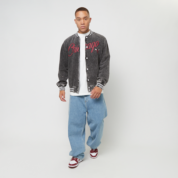 Mitchell & Ness NBA Oversized Varsity Jacket Chicago Bulls szary 40235 5