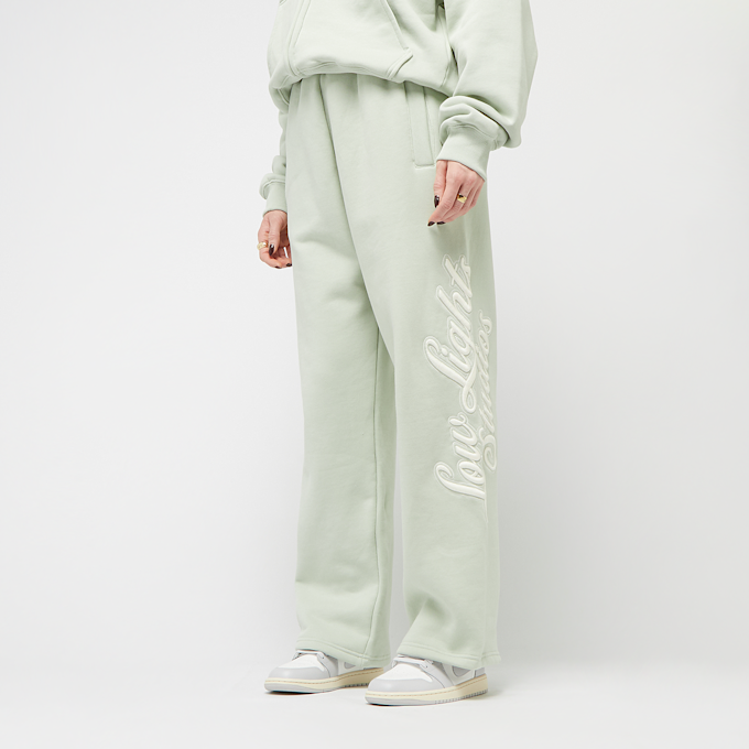 Low Lights Studios Woman Shutter Jogger Pants Avalanche vert 40427 1