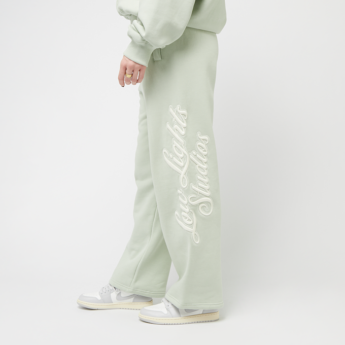 Low Lights Studios Woman Shutter Jogger Pants Avalanche vert 40427 2