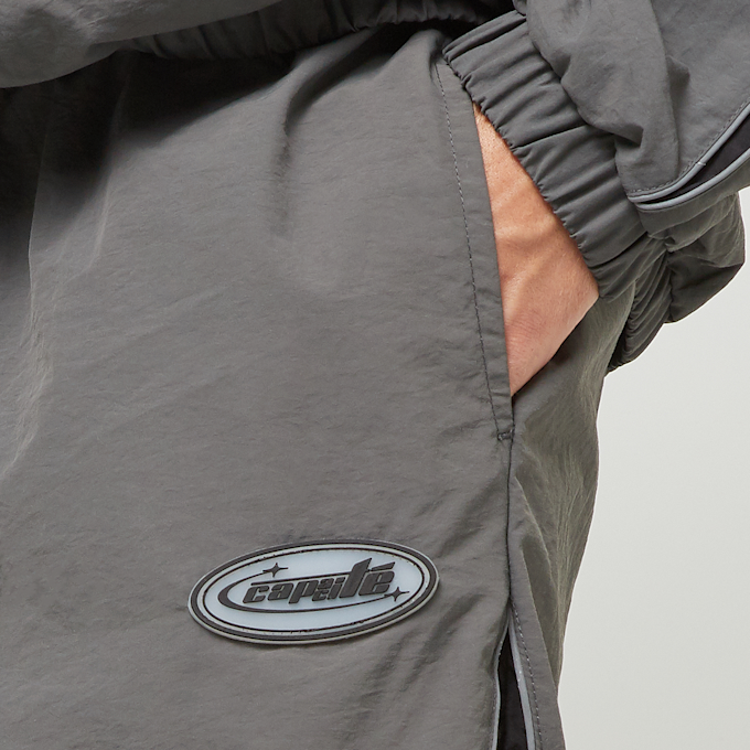 Capacité Logo Rubber Badge Colorblocked Trackpants grey/black szary 40616 5