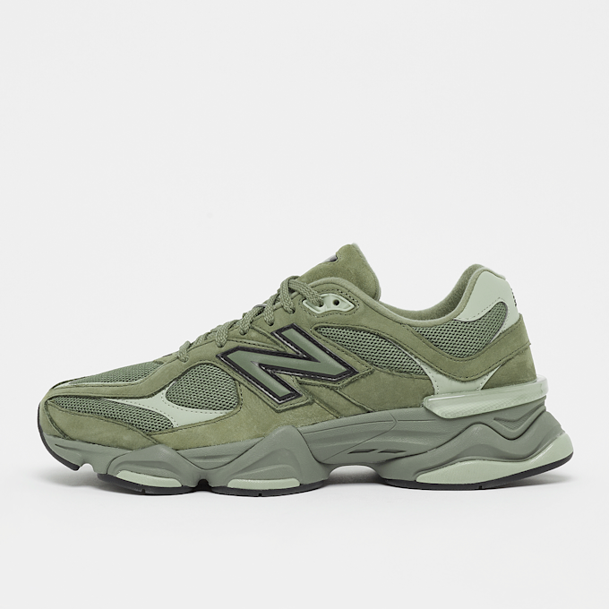 New Balance 9060 verde 41610 1