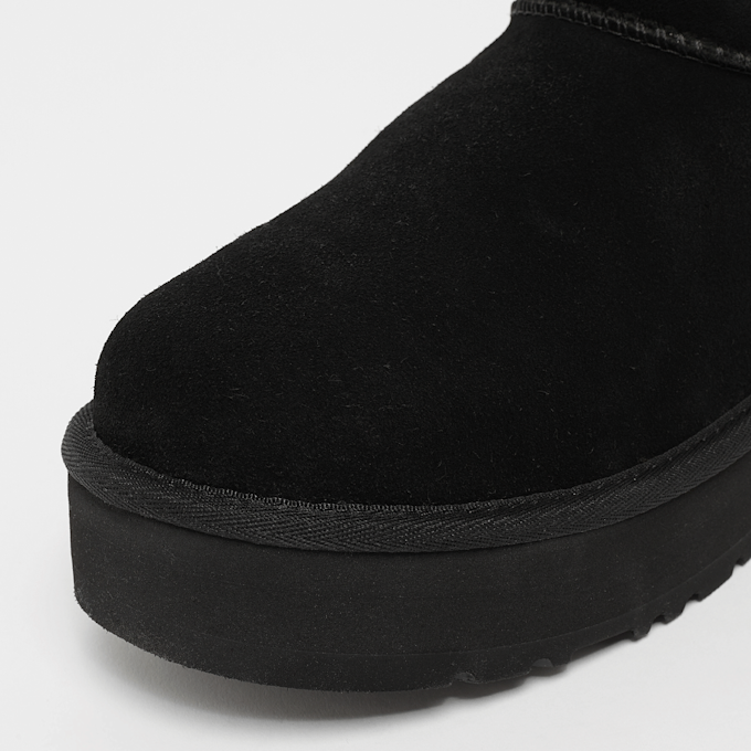 UGG Classic Ultra Mini Platform (GS) negro 41976 7
