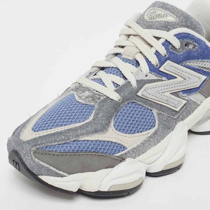 New Balance 9060 grau 42109 6