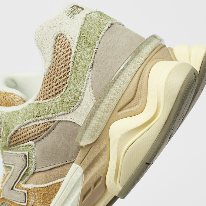 New Balance 9060 beige 42111 7