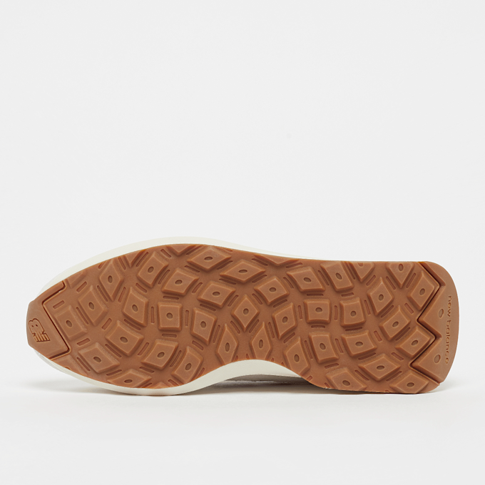 New Balance 370 beige 42126 4