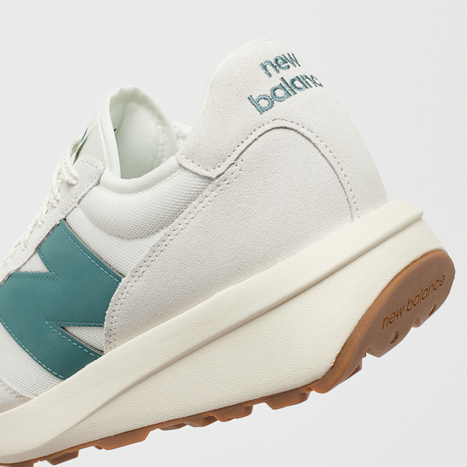 New Balance 370 beige 42127 7