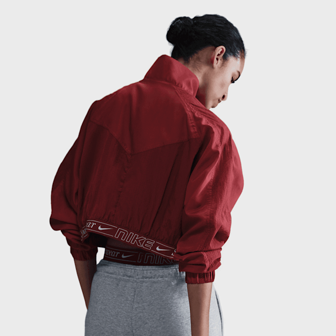 Nike Sportswear Jacket Woven Street GLS czerwony 42196 2