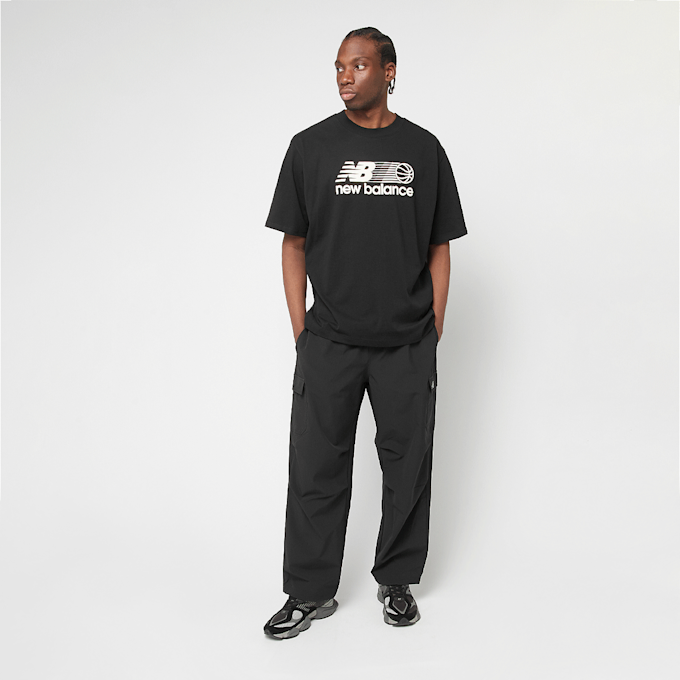 New Balance Hoops Graphic T-Shirt schwarz 42272 4