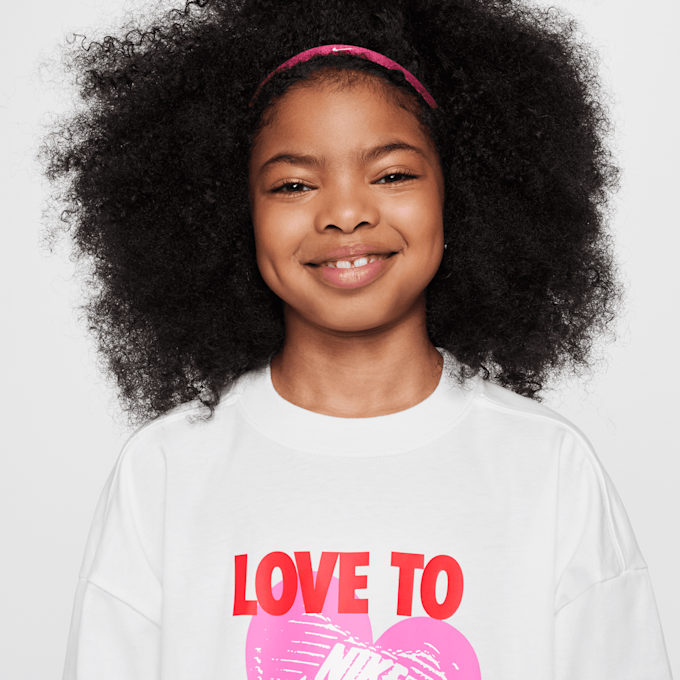 Nike Sportswear Heart T-Shirt biały 42335 3