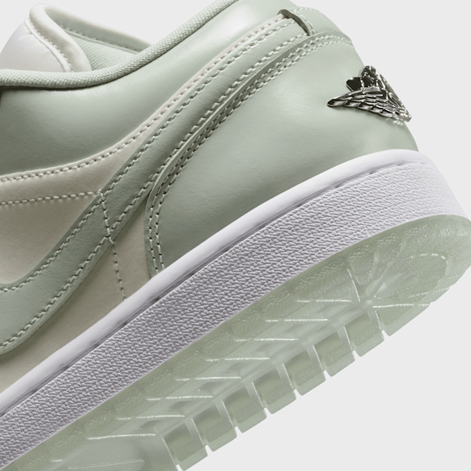 Jordan Air Jordan 1 Low SE verde 42352 8