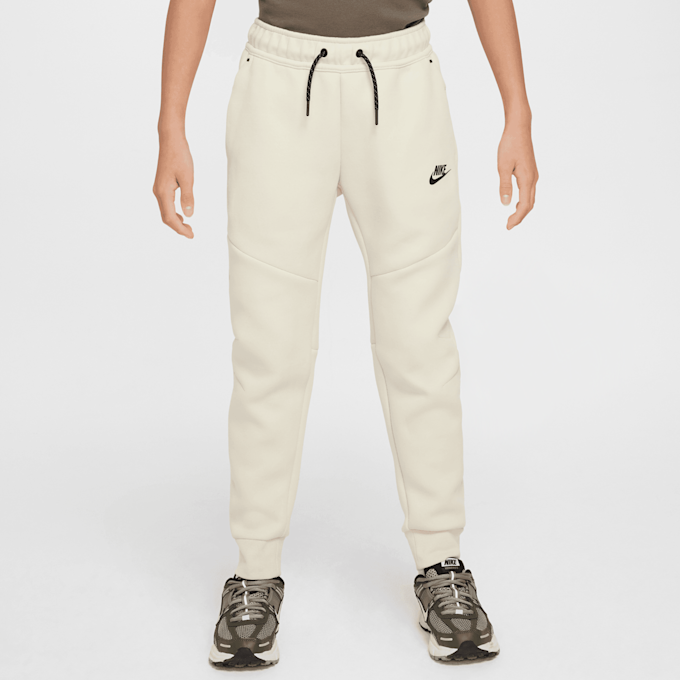 Nike Sportswear Tech Fleece Jogger beige 42368 1
