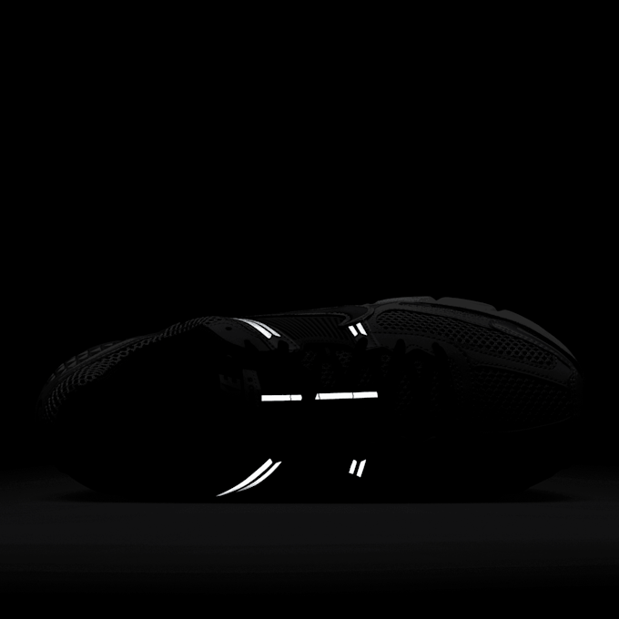 Nike Zoom Vomero 5 siva 42562 9