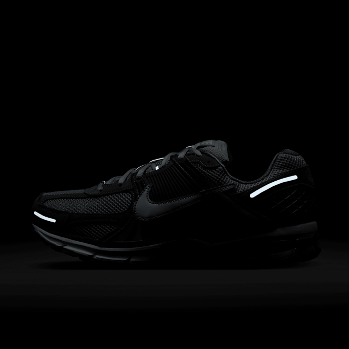 Nike Zoom Vomero 5 siva 42604 8