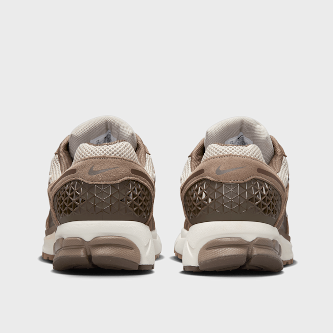 Nike Zoom Vomero 5 marrón 42595 5