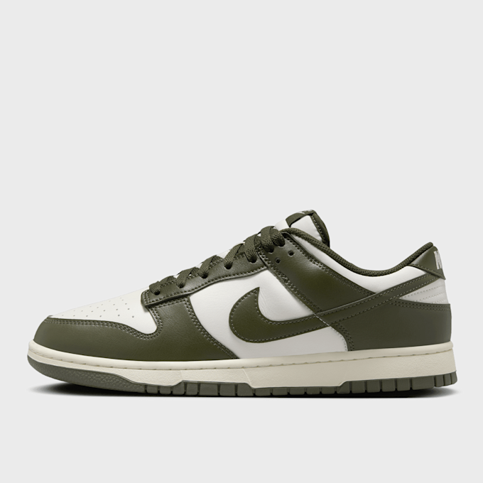 Nike   Dunk Low Retro grün 42598 1