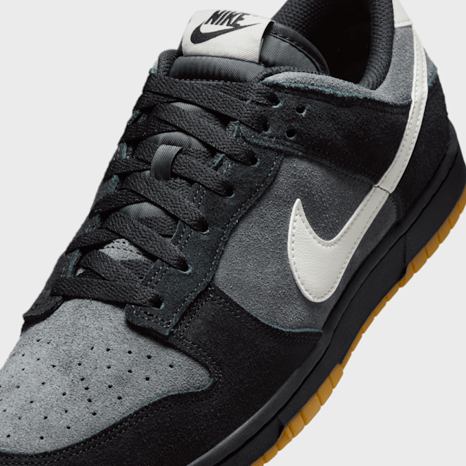 Nike   Dunk Low Retro SE gris 42602 6
