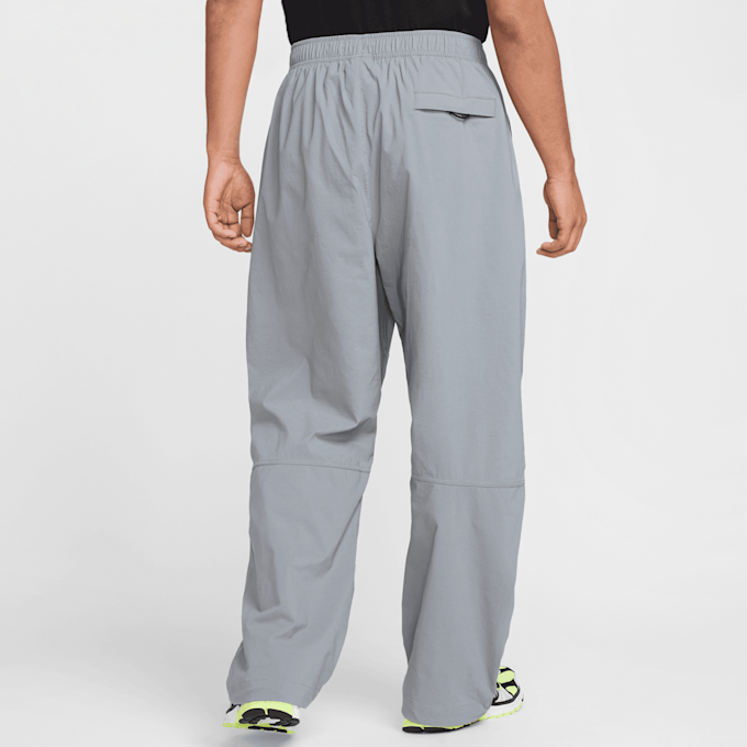Nike   Tech Oversized Woven Pants szary 42633 2