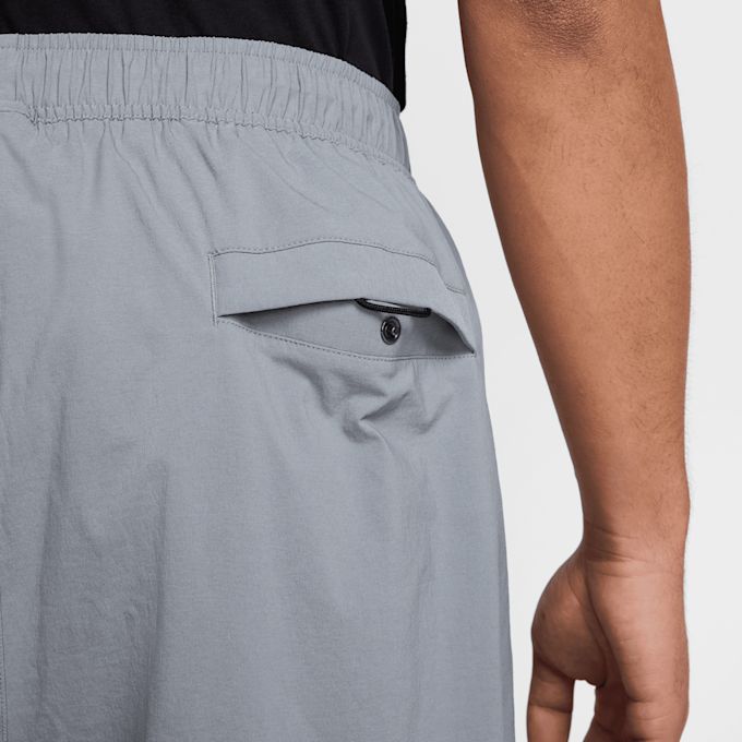 Nike   Tech Oversized Woven Pants szary 42633 7
