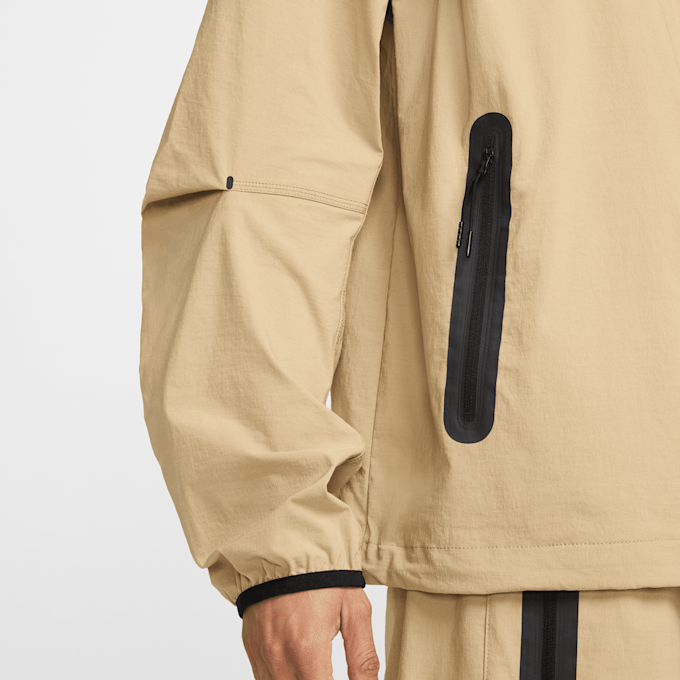 Nike Tech Woven Windrunner Full-Zip Jacket beż 42645 4