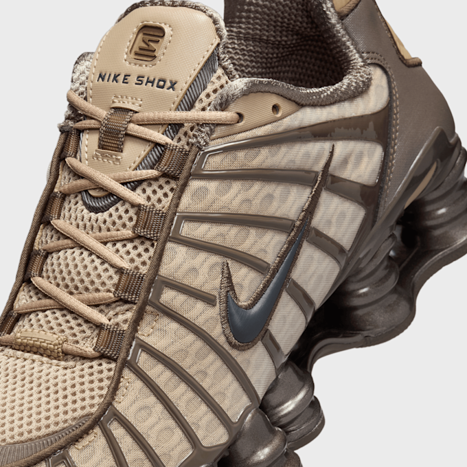 Nike Shox TL metallic platinum/pinksicle/pink foam/white beż 42680 7