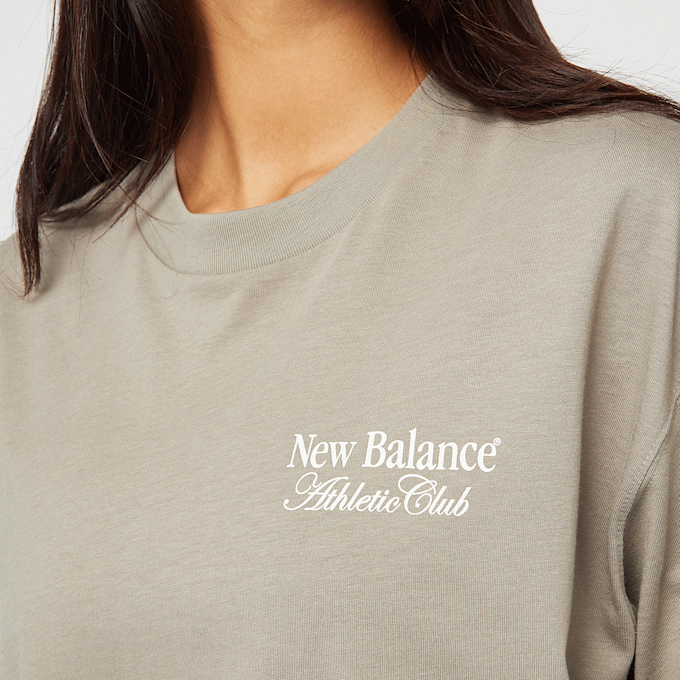 New Balance Linear Graphic Oversized T-Shirt szary 42725 3
