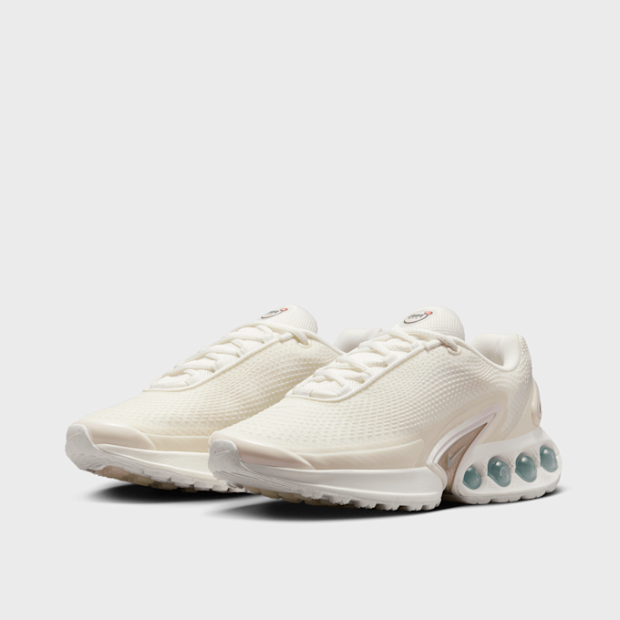 Nike WMNS Air Max Dn8 SE beż 42756 4