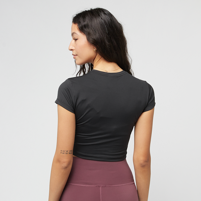 New Balance Harmony Fitted T-Shirt nero 42747 2