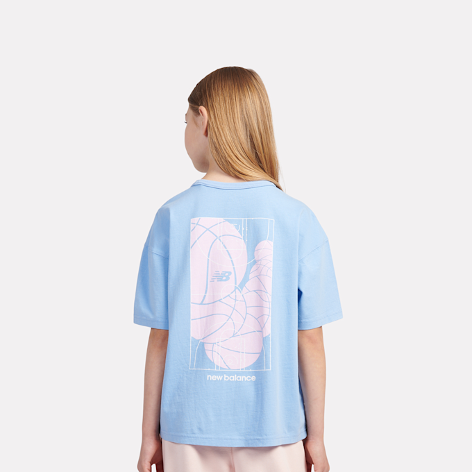 New Balance Hoops Court Graphic Tee blauw 45242 1