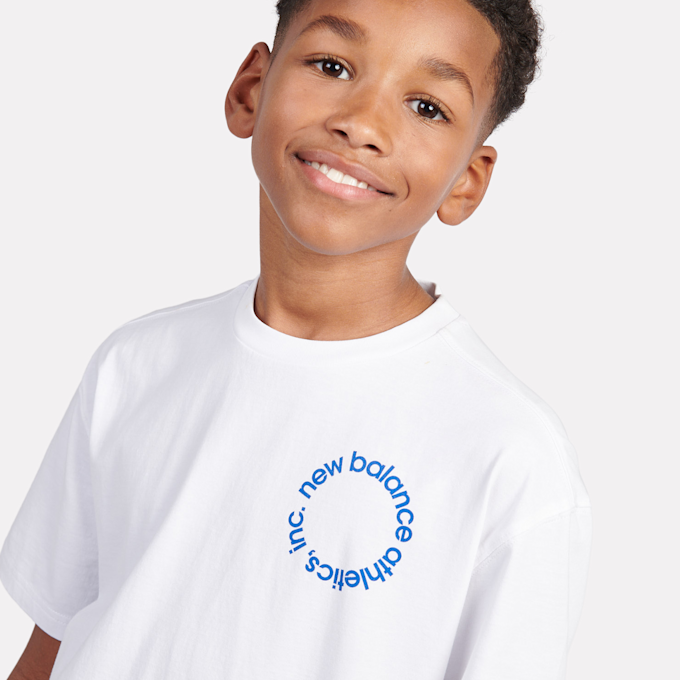 New Balance Circular Logo Graphic Tee wit 45302 3