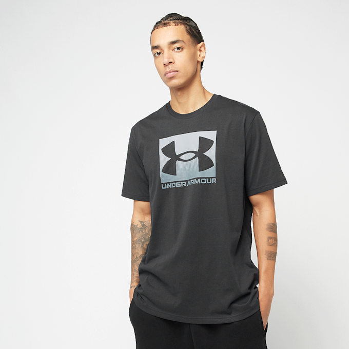 Under Armour Boxed Sports Updated Shortsleeve crna 42987 1