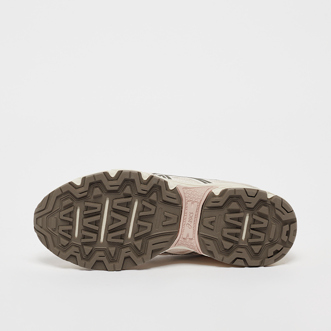 ASICS SportStyle Gel-Nunobiki beige 43015 4