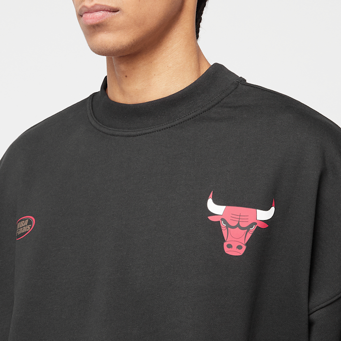 Mitchell & Ness NBA Oversweep Crewneck Sweater Chicago Bulls czarny 44864 3