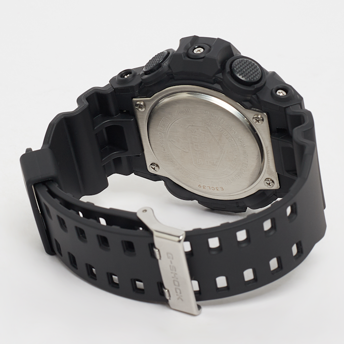 G-SHOCK GA-700MF-1AER crna 44599 2