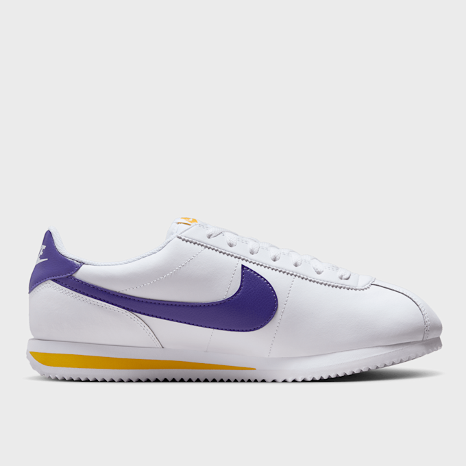 Nike Cortez branco 45000 2