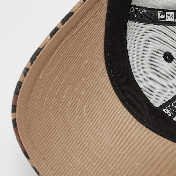 New Era Female 9FORTY Leopard New York Yankees bež 45174 4