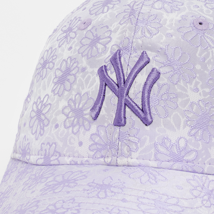 New Era Female 9Twenty Floral New York Yankees morado 45186 4