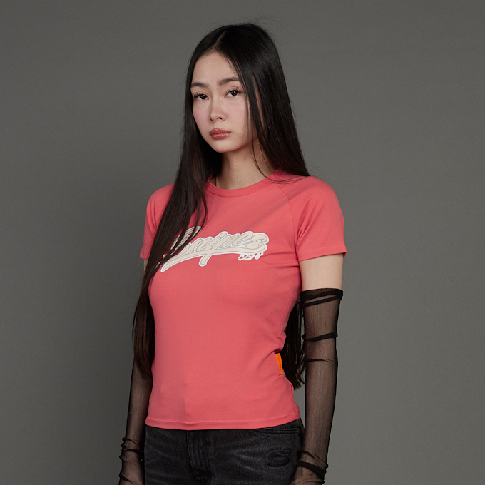 SNIPES Snipes Varsity Raglan Tight Tee rosso 45595 1