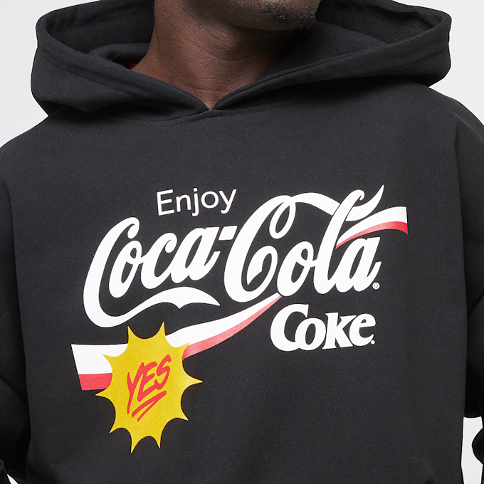 Upscale by Mister Tee Coca Cola Refreshed Oversize Hoodie crna 45785 3