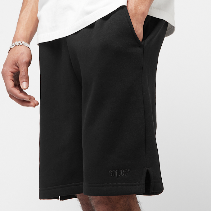 SNIPES Small Logo Essential Sweat Shorts negro 45828 3