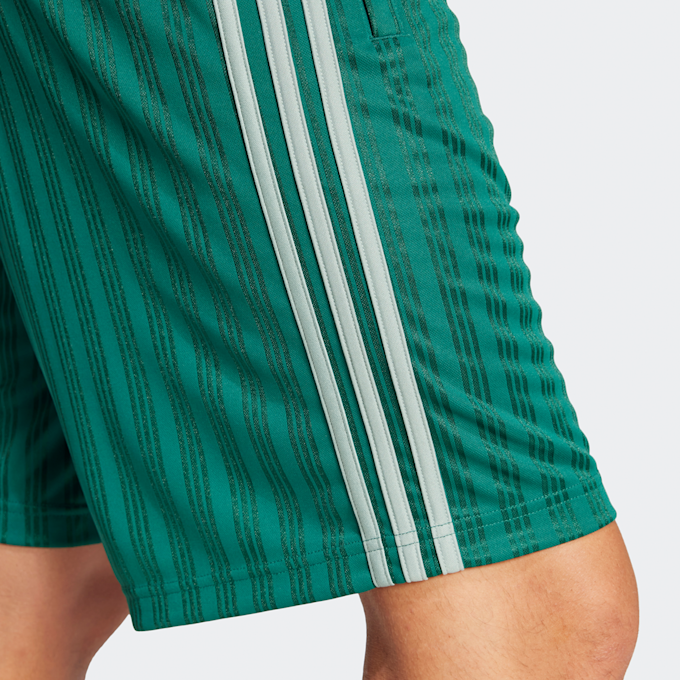 adidas Originals 3-Streifen Poly Shorts grün 45994 4