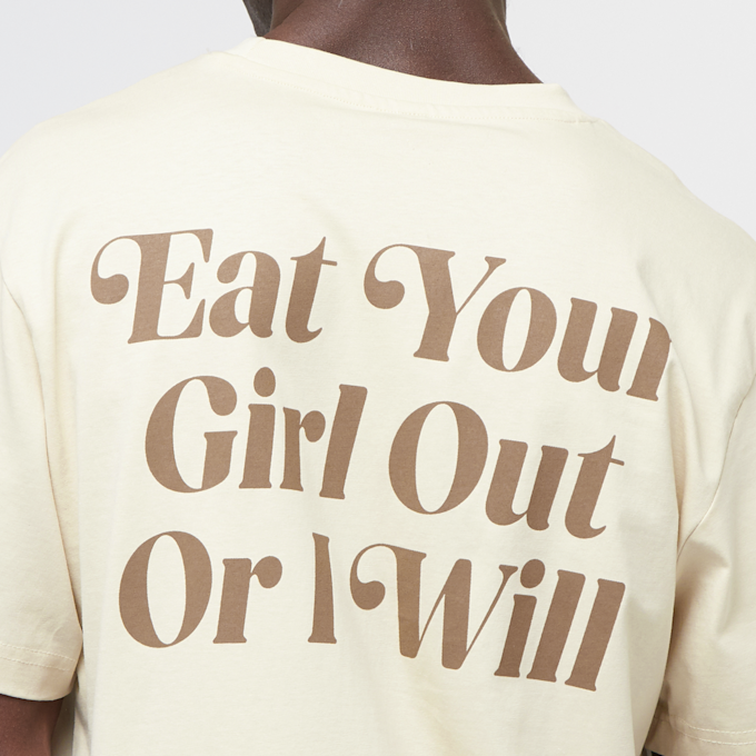 Mister Tee Your Girl Out Tee beige 46115 4