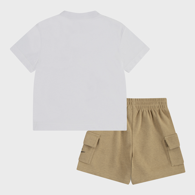 Nike Sportswear Pocket Tee French Terry Shorts Set beige 46252 2
