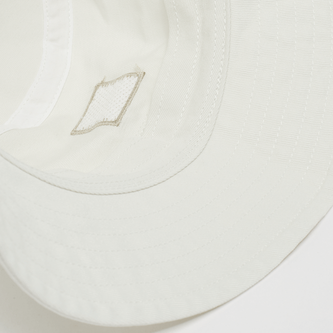 Under Armour Sportstyle Bucket biały 46261 3