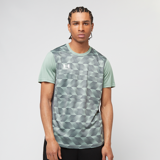 Under Armour Challenger Training Print Short Sleeve Tee verde 46352 1