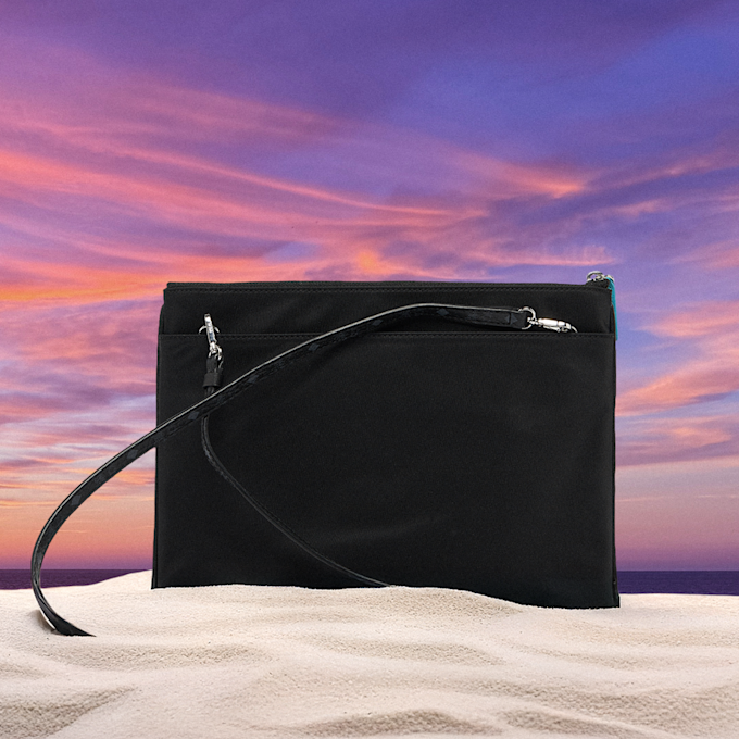 MCM x SNIPES Aren Flat Pouch Medium noir 46395 2