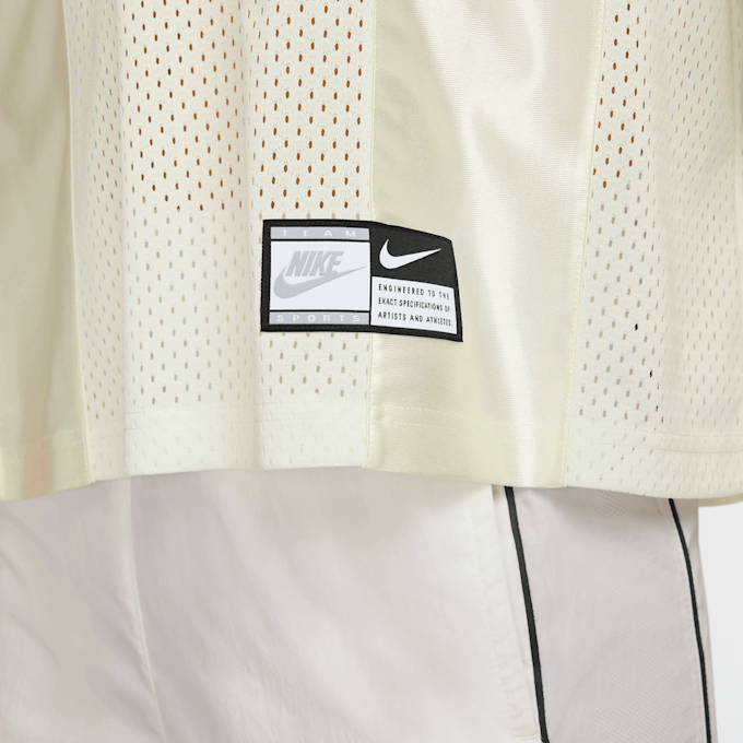 Nike Sportswear Street Shortsleeve Grafik Jersey Top bež 46511 3